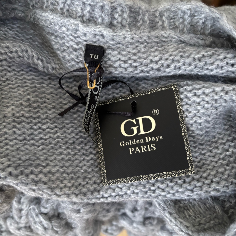 Cozy Heather Gray Women's Cardigan - Picture 8 of 11